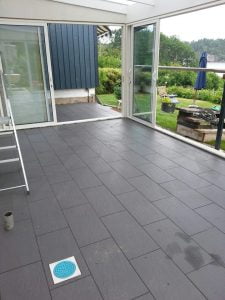 Fredriksbergs Golv & Kakel våtrumsbehörighet Vi utför renovering av badrum, källare, kök, flytspackling, kakel, golv, eps, golvläggning, mattläggning i Vänersborg, Trollhättan